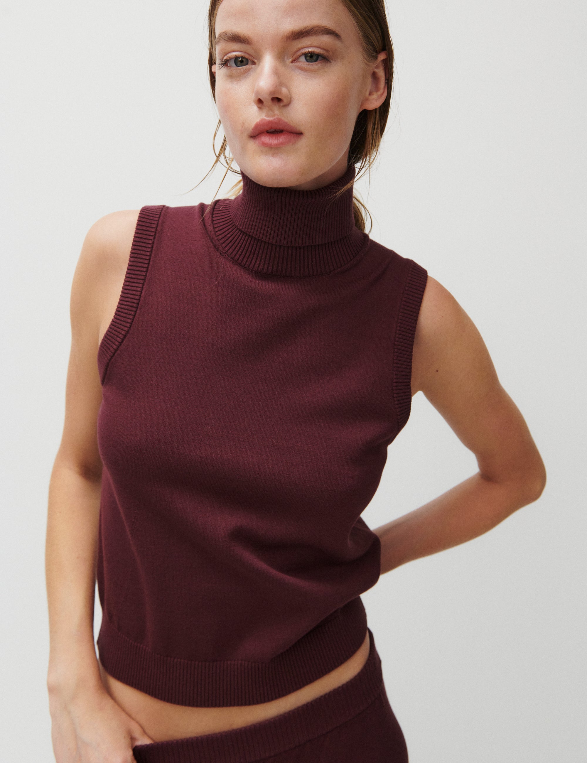 2NDDAY 2ND Emerald - Viscose Knit Vest 09016 Catawba Grape