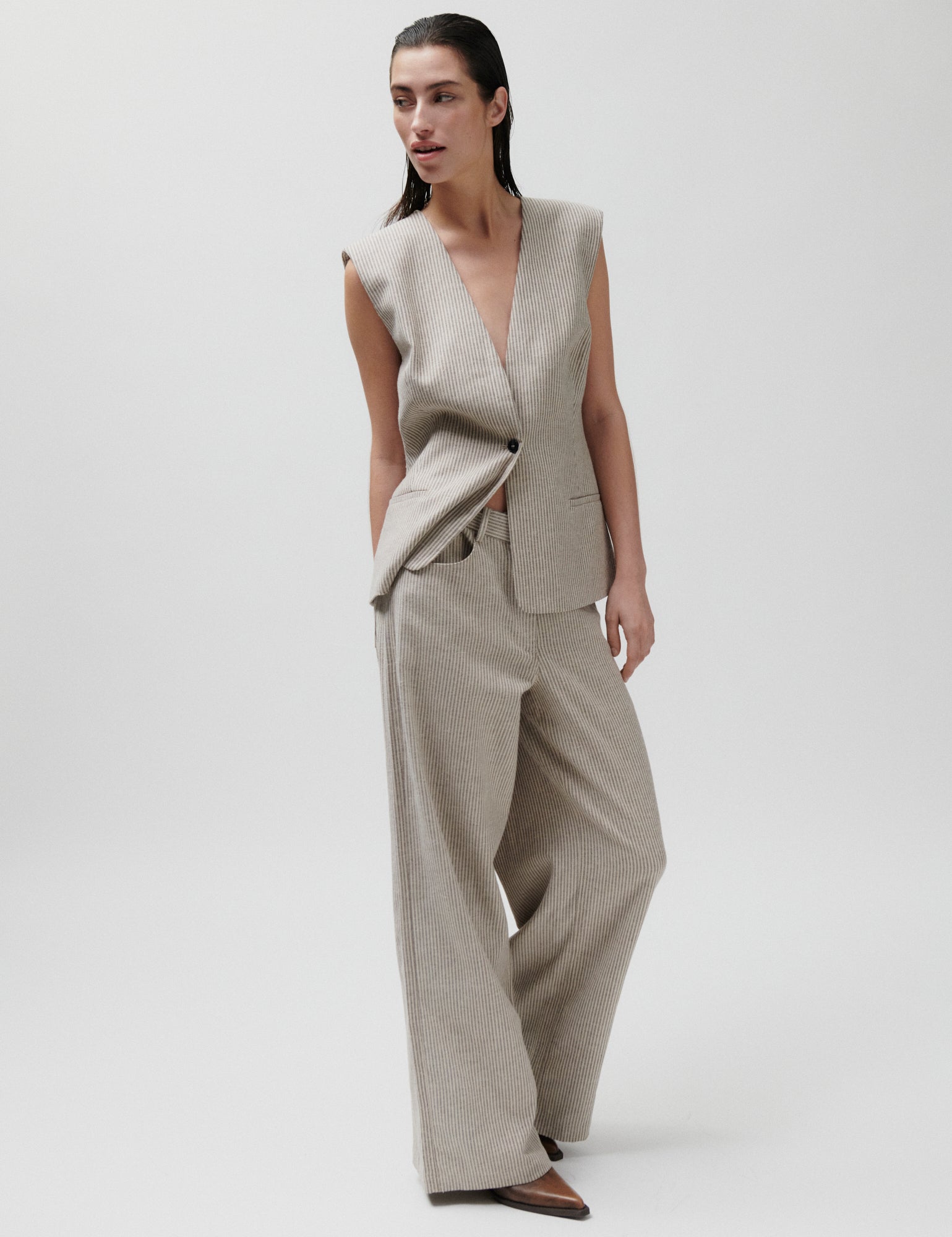 2NDDAY 2ND Juell - Striped Linen Blend Waistcoat 130000 Moonbeam