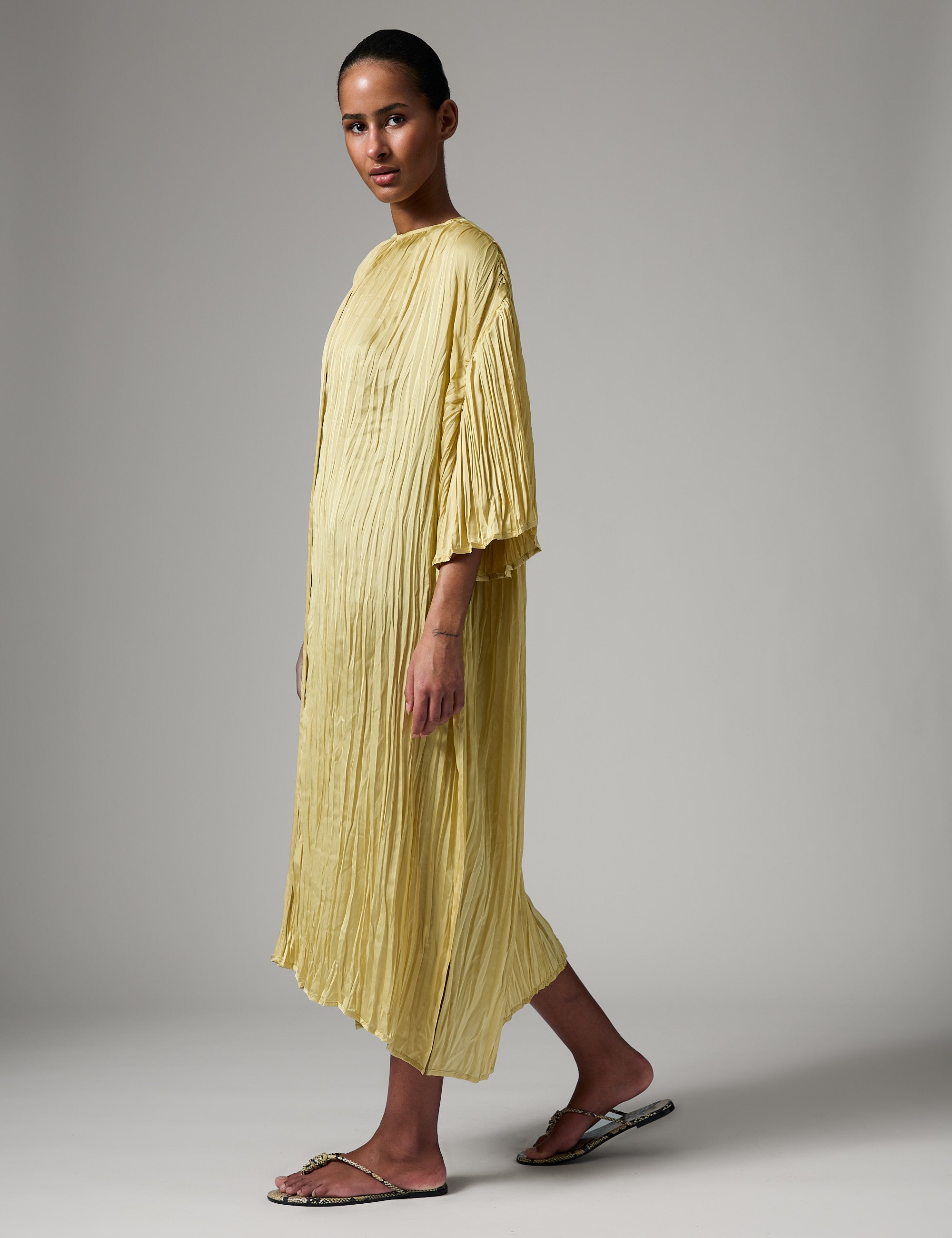DAY Birger ét Mikkelsen Aruna - Crinkled Surface Kjole 130922 Straw