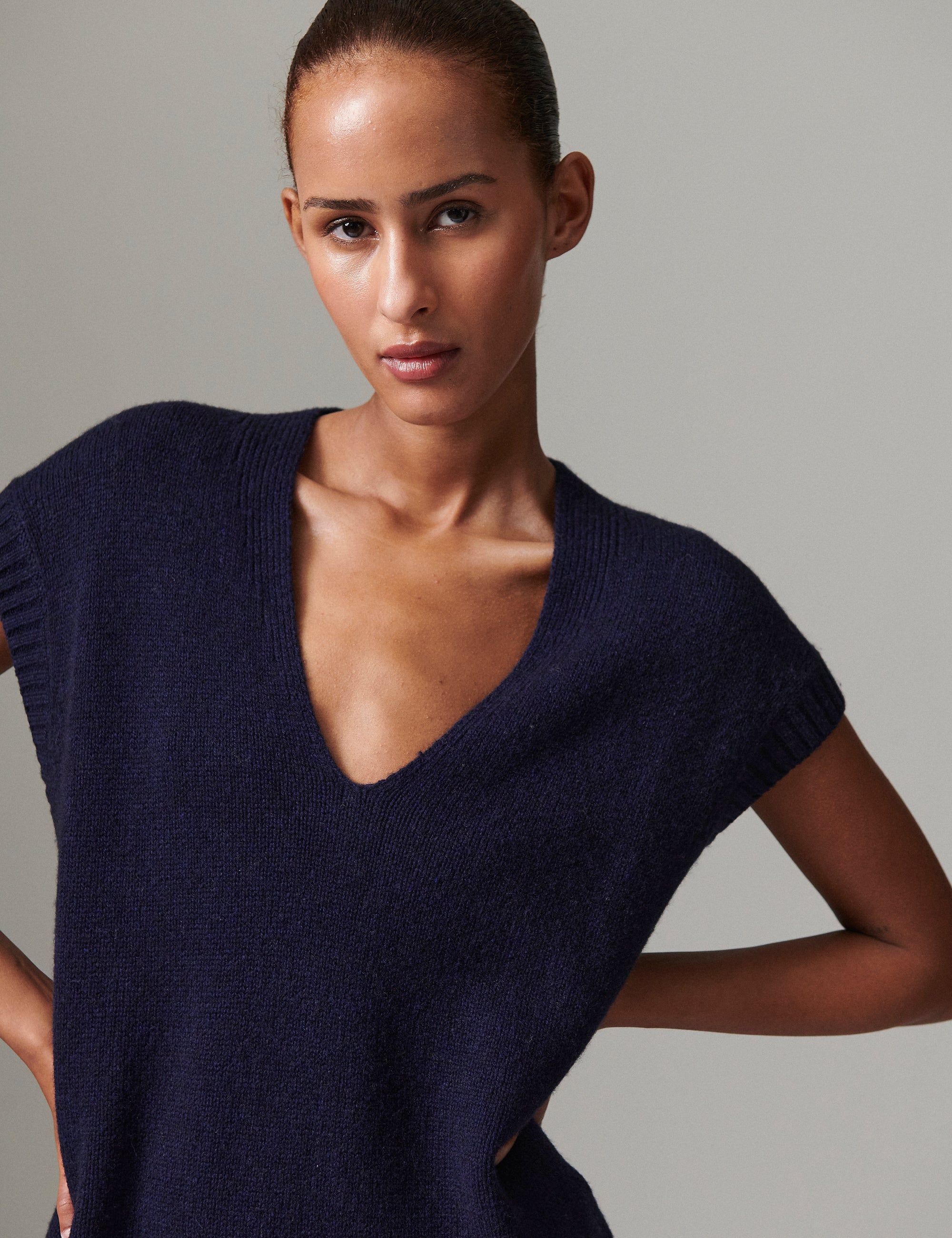 DAY Birger ét Mikkelsen Flynn - Soft lamb Waistcoat 194020 DARK SAPPHIRE.