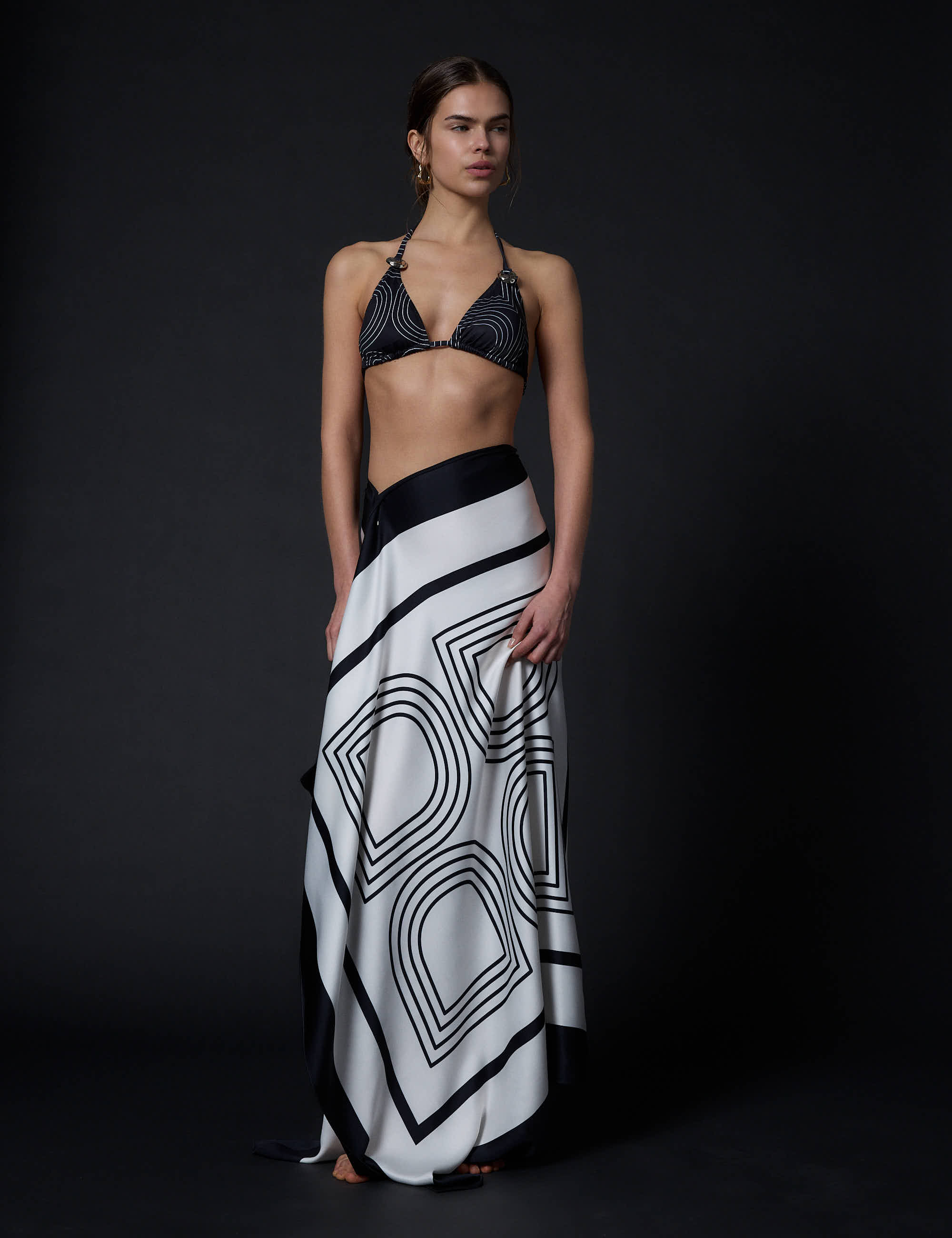 DAY Birger ét Mikkelsen SARY- FLUID VISCOSE Tørklæde 190303 Black