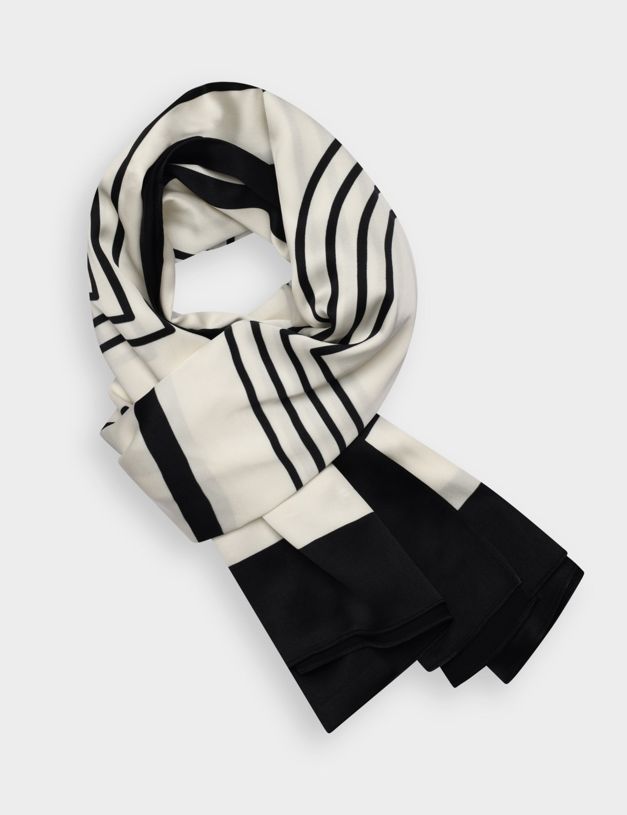 DAY Birger ét Mikkelsen SARY- FLUID VISCOSE Tørklæde 190303 Black