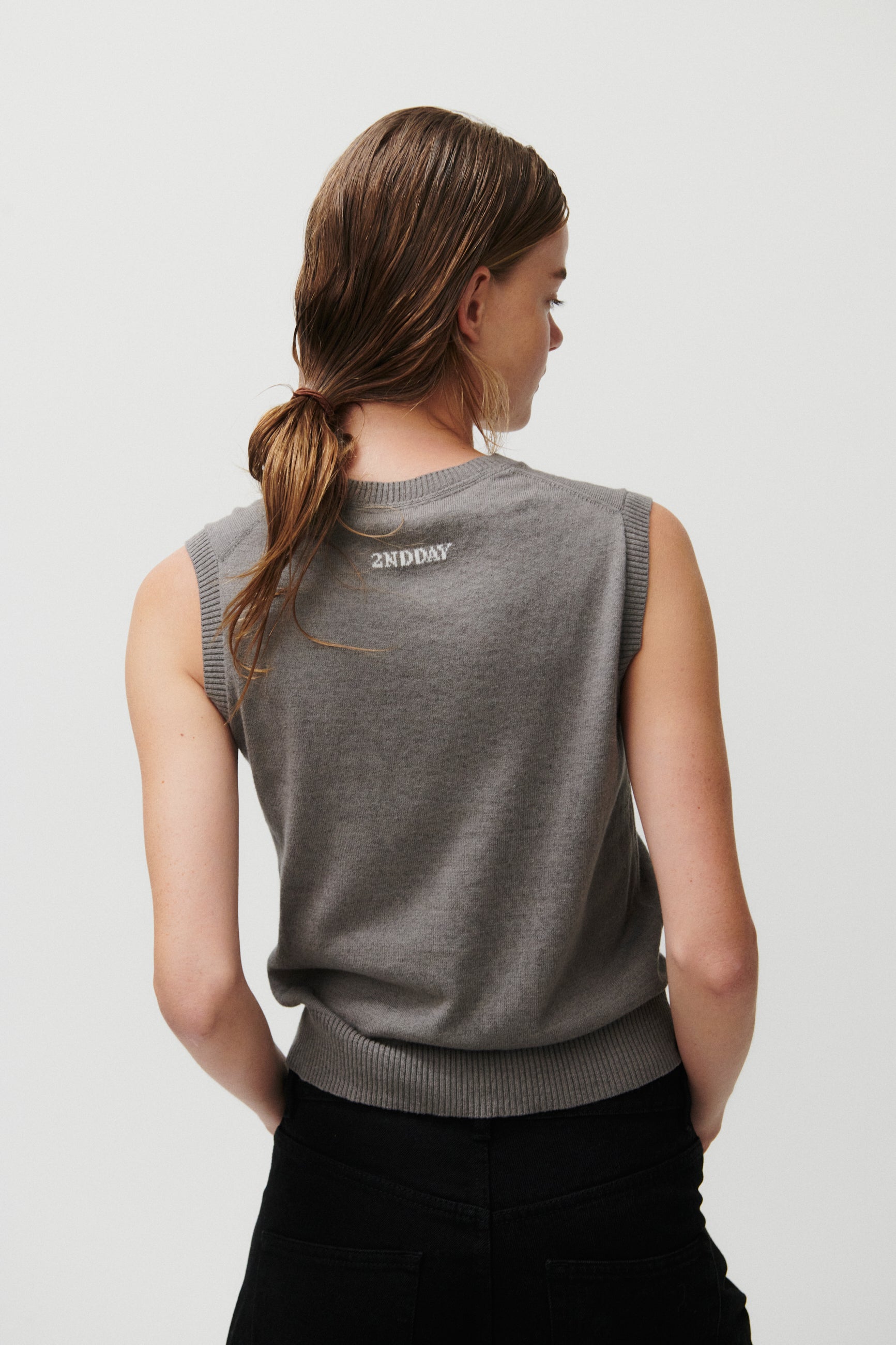 2NDDAY 2ND Llyas - Soft wool Blend Sweater 180403 Dark Gull Gray