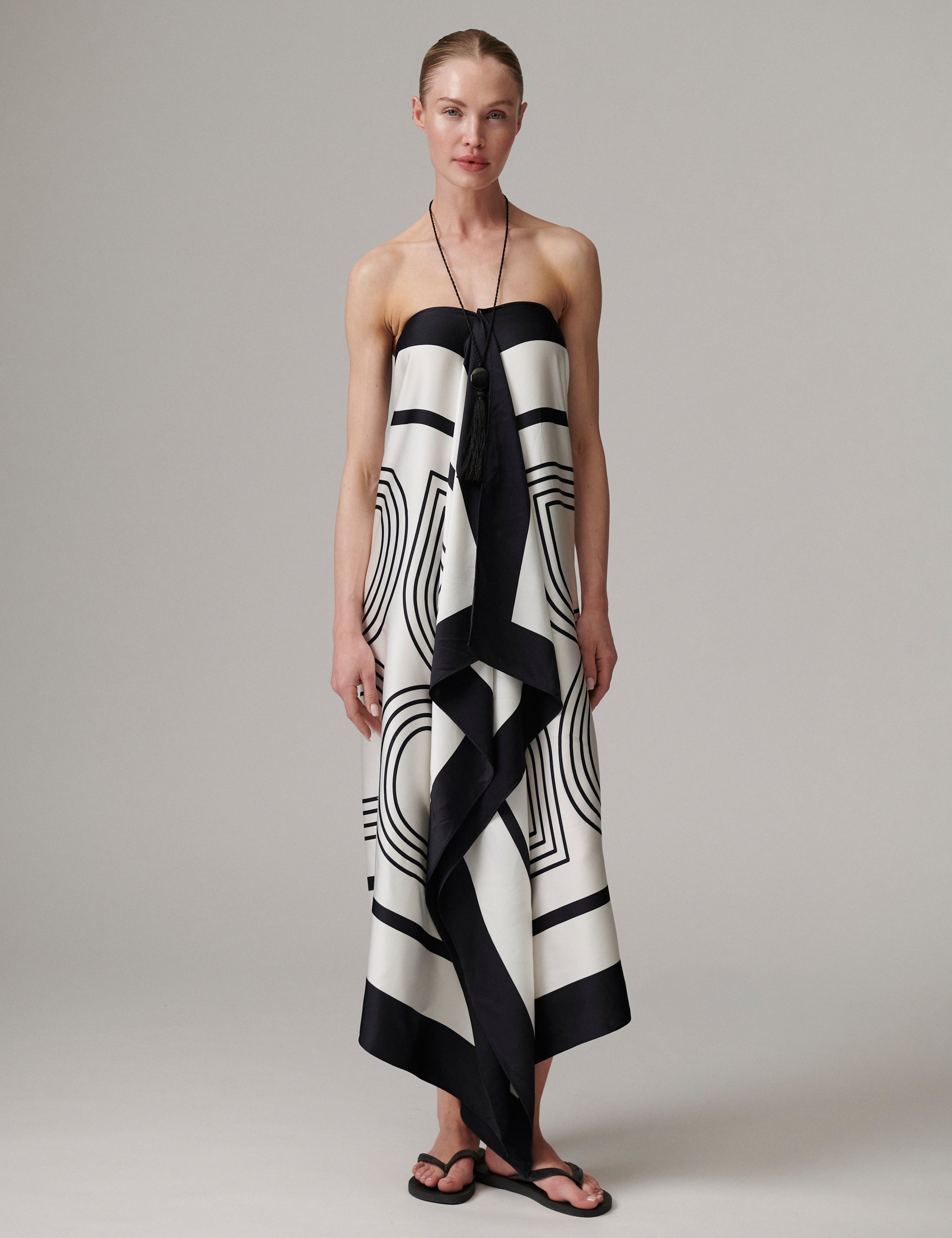 DAY Birger ét Mikkelsen SARY- FLUID VISCOSE - TØRKLÆDE Tørklæde 190303 Black
