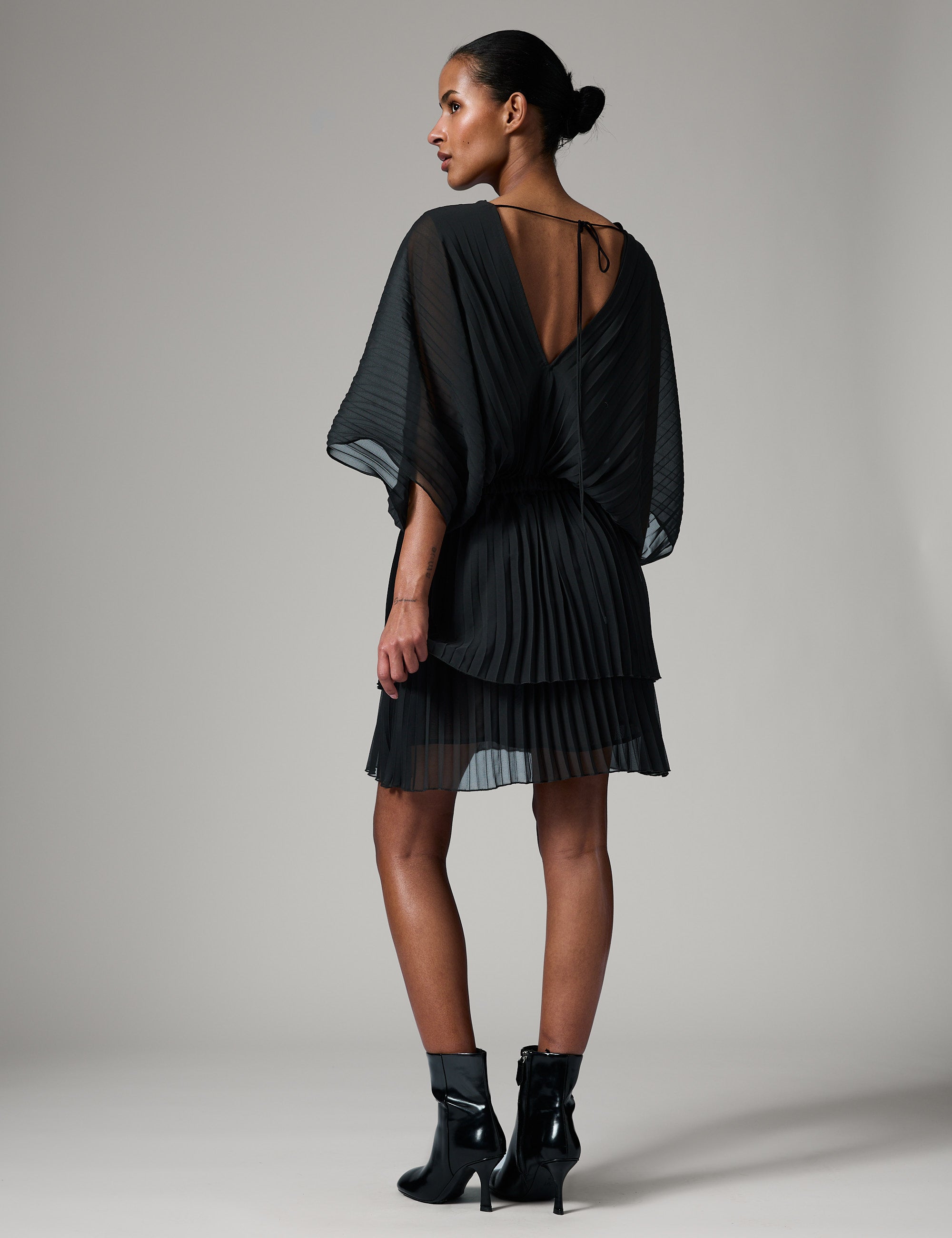 DAY Birger ét Mikkelsen Young - Chiffon Plisse Kjole 190303 Black